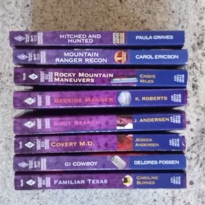 😼Harlequin INTRIGUE book series |paperback |